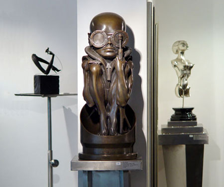 The official WebSite of H.R.Giger - Sculptures